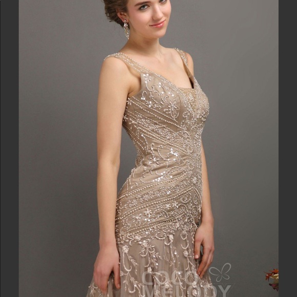 Beaded formal gown - Picture 3 of 8